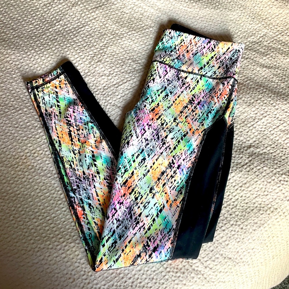Victoria’s Secret Sport Glow in the Dark Leggings